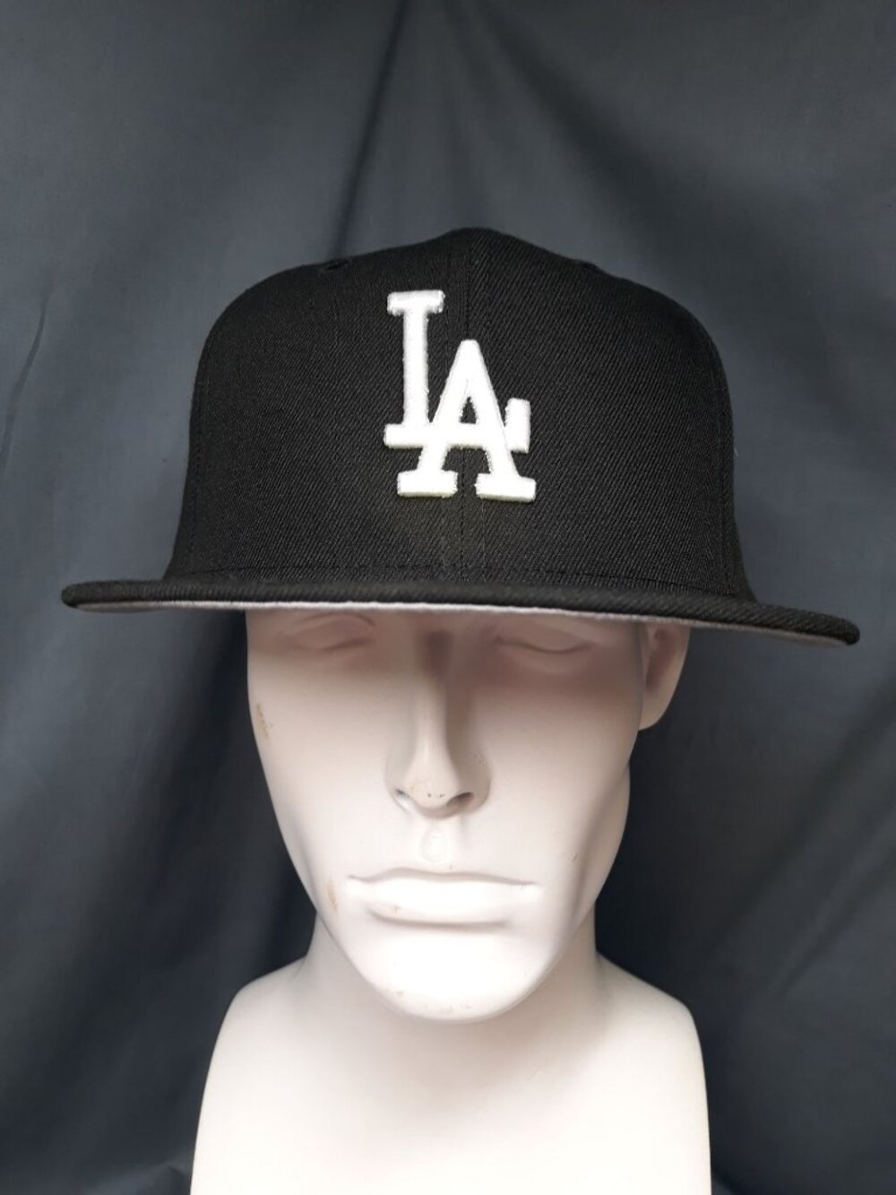 New Era 59-Fifty Men's Fitted Los Angeles Dodgers  Hat Black Size 7 1/4 NEW!